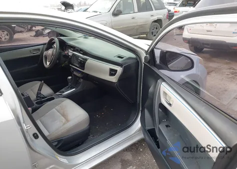 2015 Toyota Corolla Le z USA, uszkodzony, nr VIN 2T1BURHE9FC332549